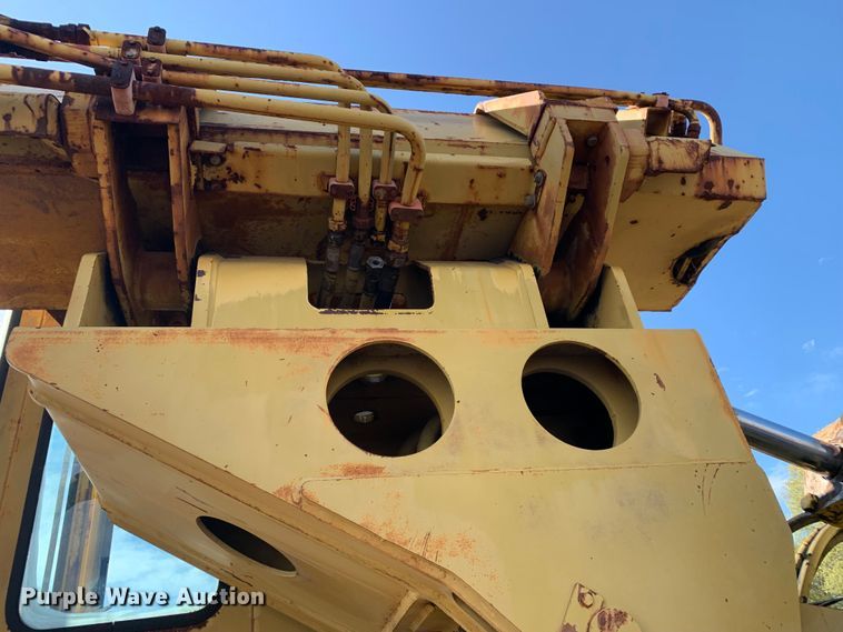 image for item LI9131 Gradall G3WD  wheeled excavator