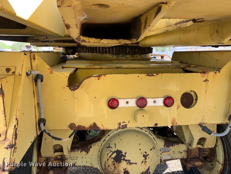 image for item LI9131 Gradall G3WD  wheeled excavator