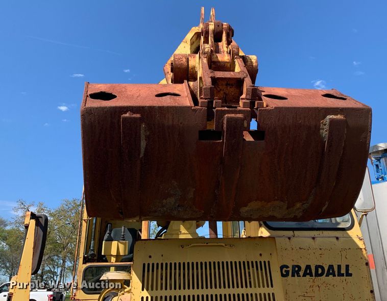 image for item LI9131 Gradall G3WD  wheeled excavator