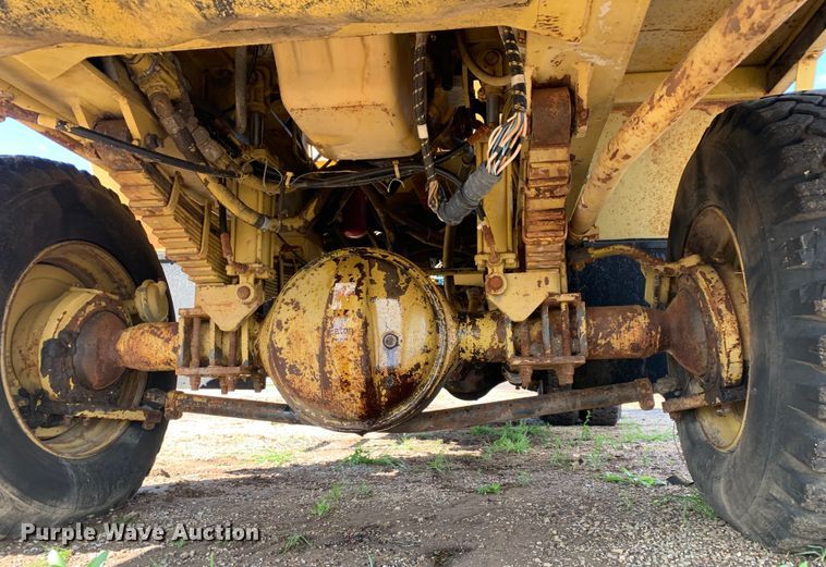 image for item LI9131 Gradall G3WD  wheeled excavator