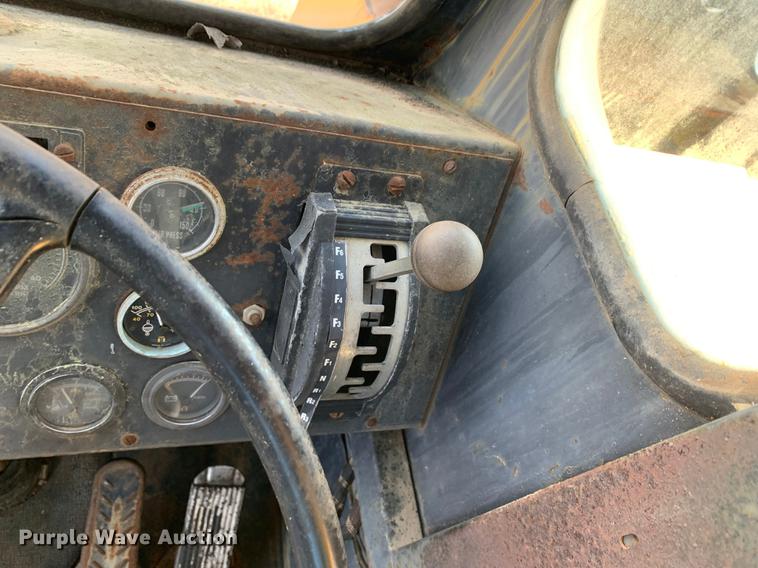 image for item LI9131 Gradall G3WD  wheeled excavator