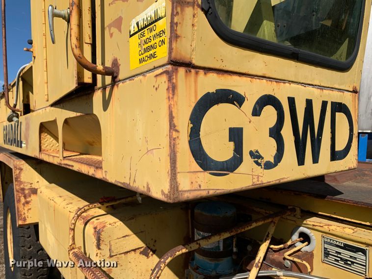 image for item LI9131 Gradall G3WD  wheeled excavator
