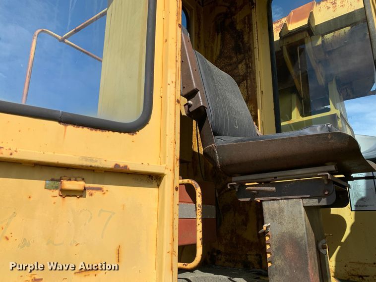 image for item LI9131 Gradall G3WD  wheeled excavator