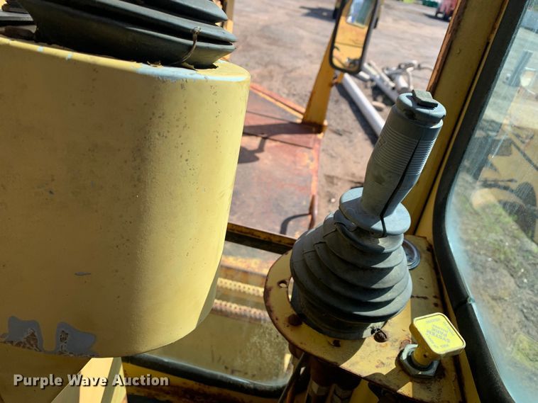 image for item LI9131 Gradall G3WD  wheeled excavator