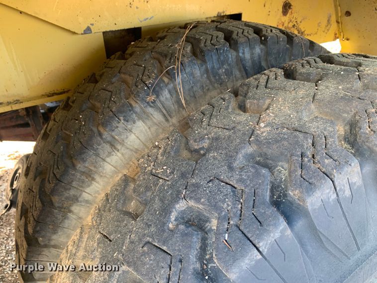 image for item LI9131 Gradall G3WD  wheeled excavator