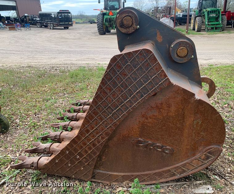 image for item LI9183 Esco SK290/295  excavator bucket