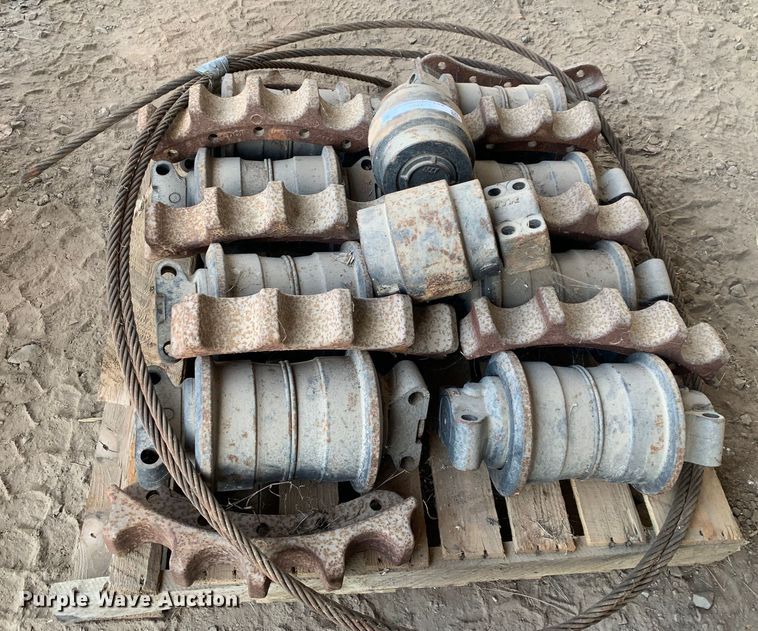 image for item LI9191 (3) pallets of Caterpillar D5 parts