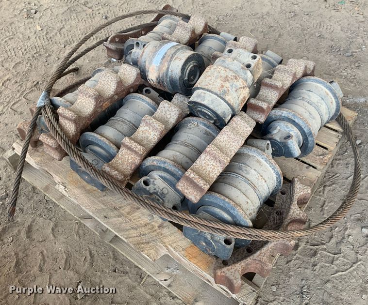 image for item LI9191 (3) pallets of Caterpillar D5 parts