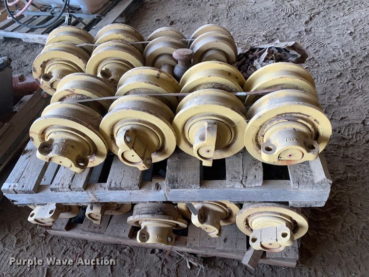 image for item LI9191 (3) pallets of Caterpillar D5 parts