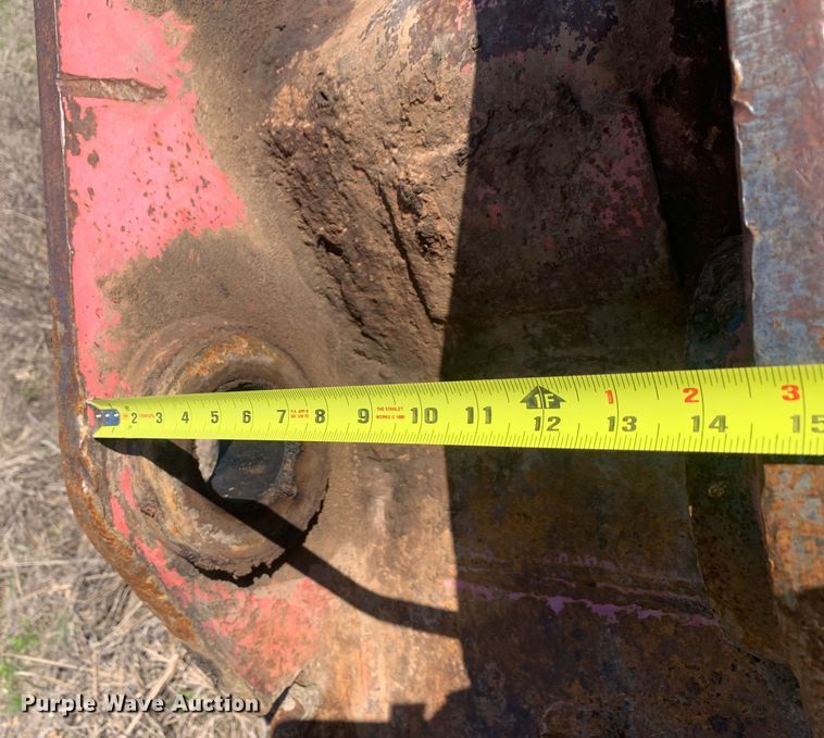 image for item LI9216 Esco  excavator bucket