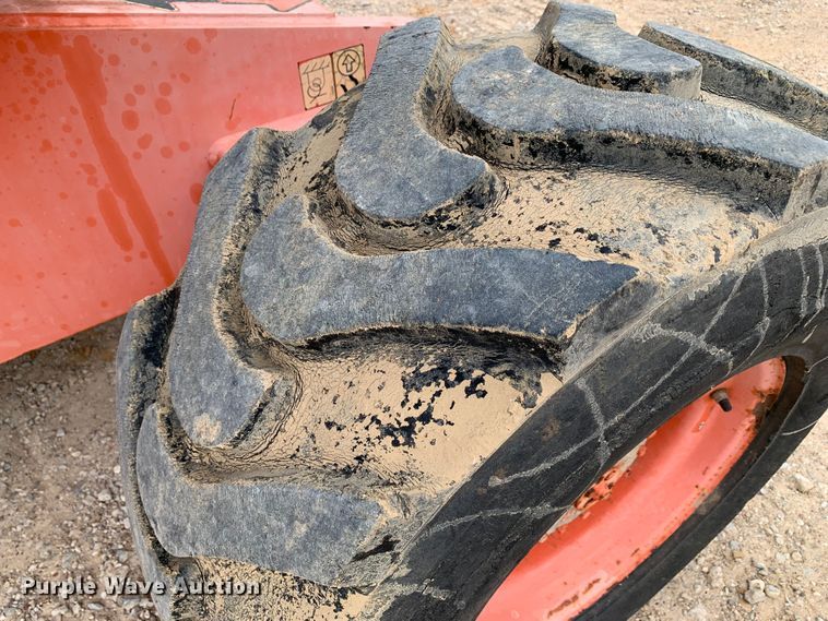 image for item LI9227 2000 JLG 450A  boom lift