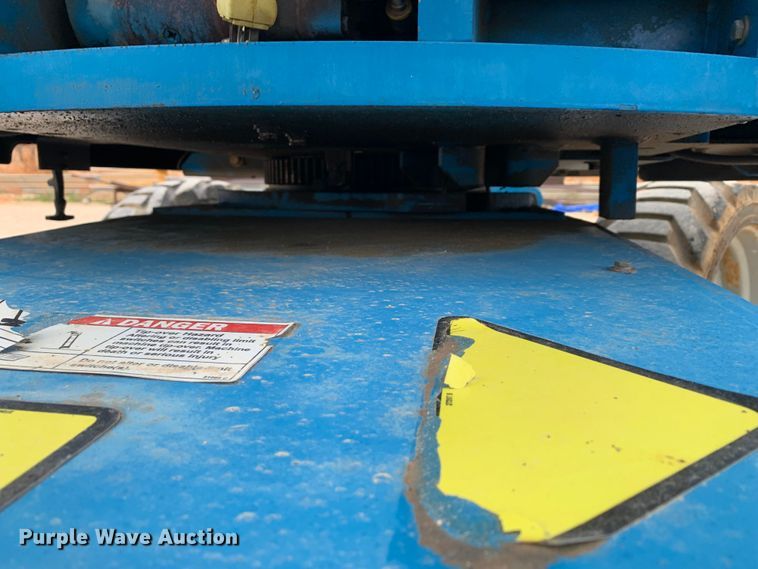 image for item LI9228 2006 Genie Z-45/25  boom lift