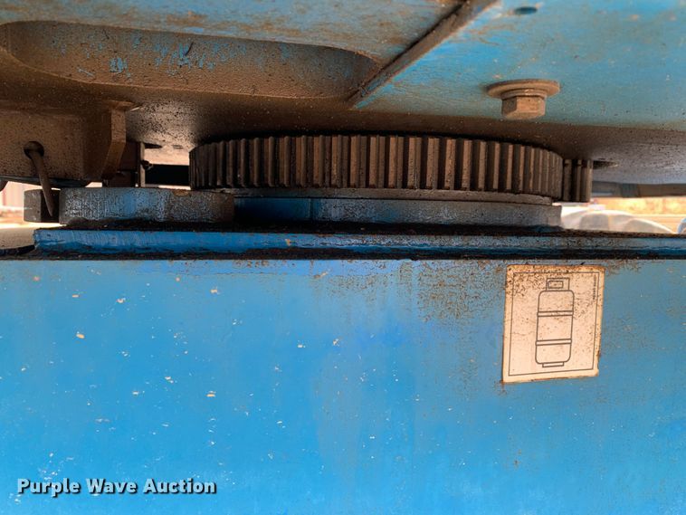 image for item LI9228 2006 Genie Z-45/25  boom lift