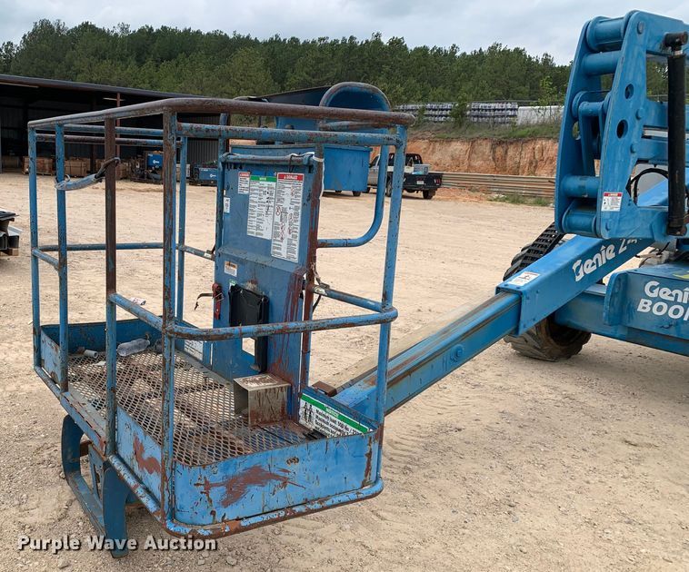 image for item LI9228 2006 Genie Z-45/25  boom lift