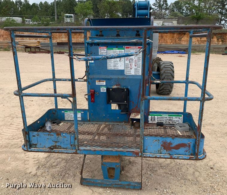 image for item LI9228 2006 Genie Z-45/25  boom lift