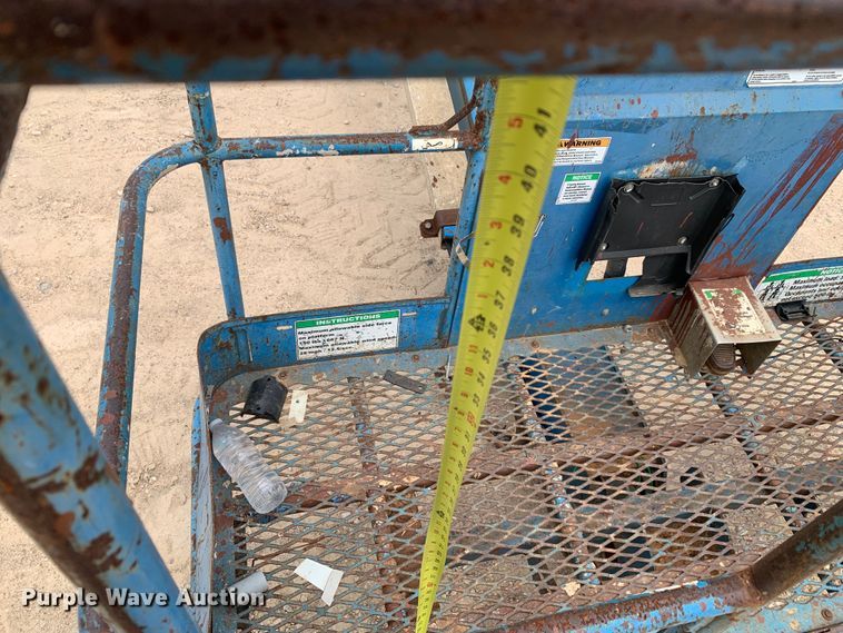 image for item LI9228 2006 Genie Z-45/25  boom lift