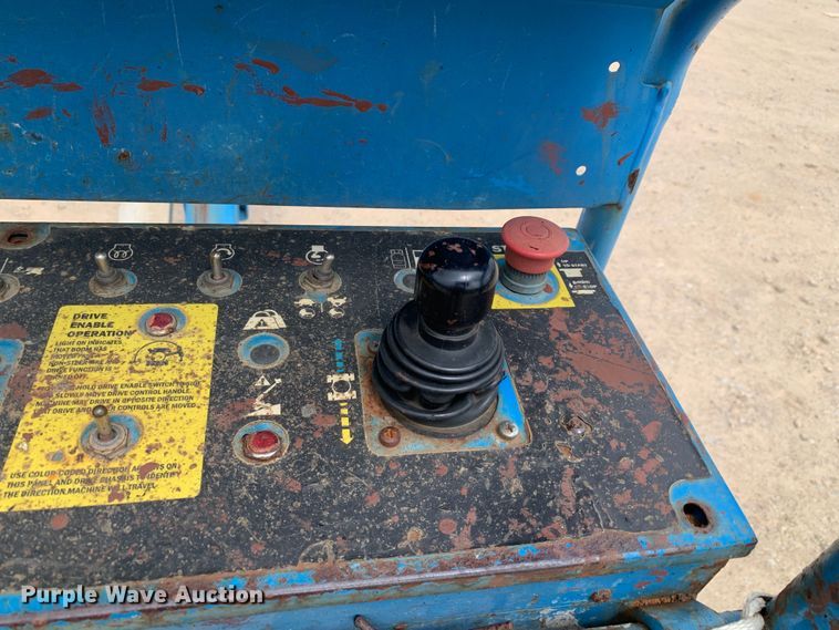 image for item LI9228 2006 Genie Z-45/25  boom lift