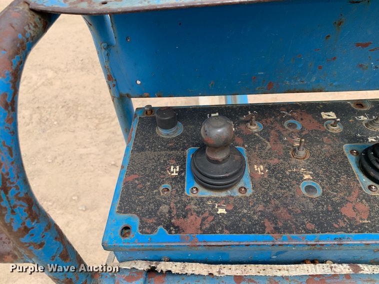 image for item LI9228 2006 Genie Z-45/25  boom lift