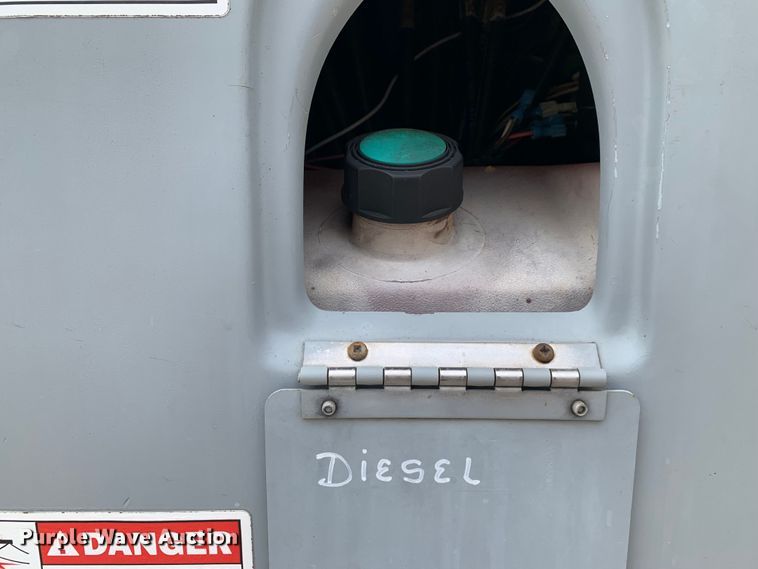 image for item LI9228 2006 Genie Z-45/25  boom lift