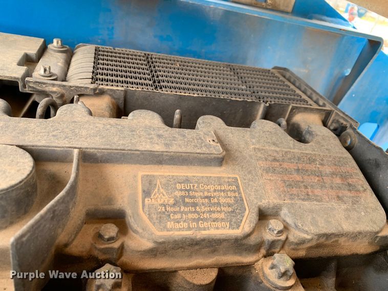 image for item LI9228 2006 Genie Z-45/25  boom lift