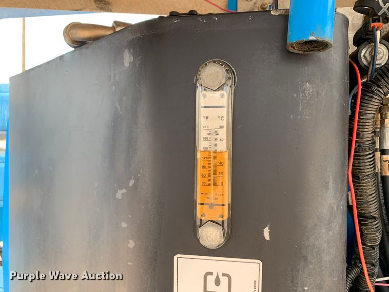 image for item LI9228 2006 Genie Z-45/25  boom lift