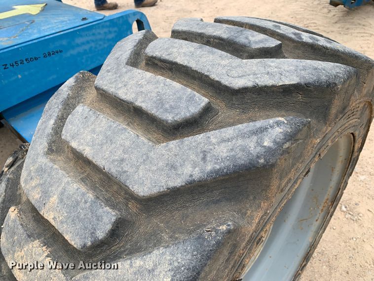 image for item LI9228 2006 Genie Z-45/25  boom lift