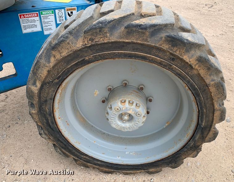 image for item LI9228 2006 Genie Z-45/25  boom lift