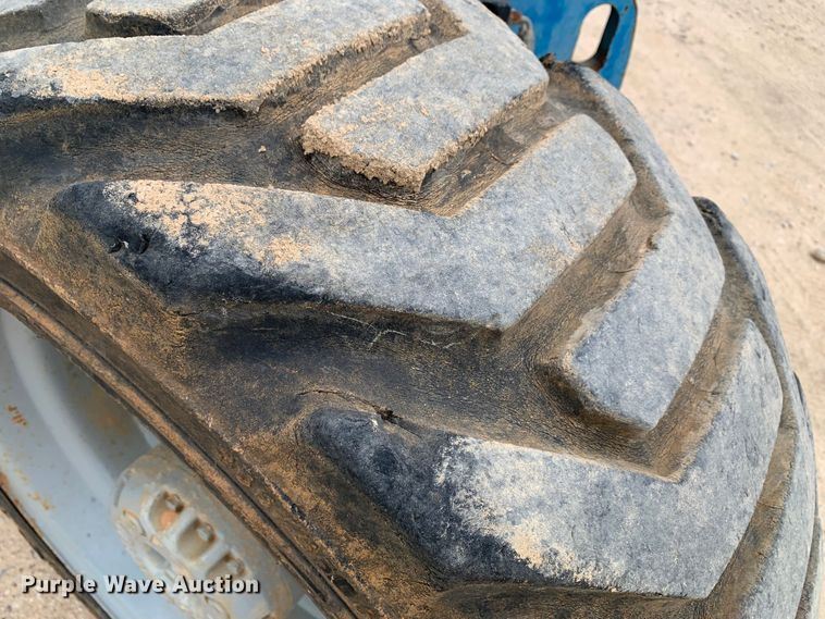 image for item LI9228 2006 Genie Z-45/25  boom lift