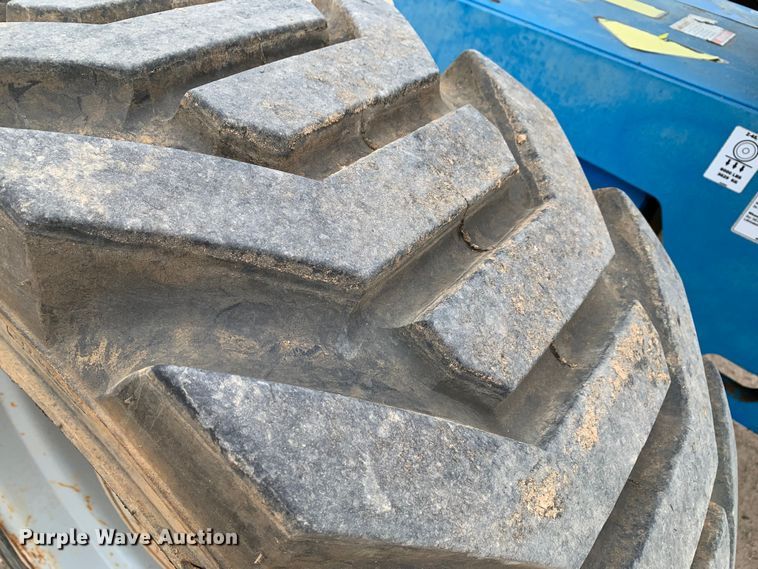 image for item LI9228 2006 Genie Z-45/25  boom lift