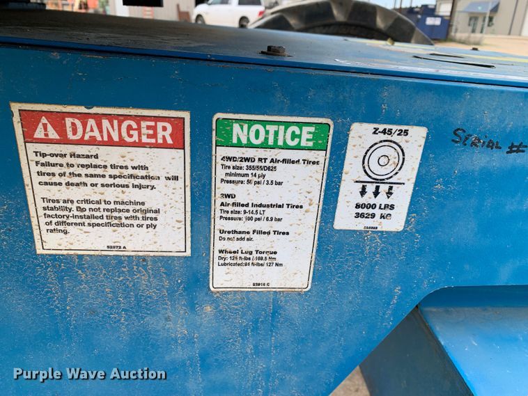 image for item LI9228 2006 Genie Z-45/25  boom lift