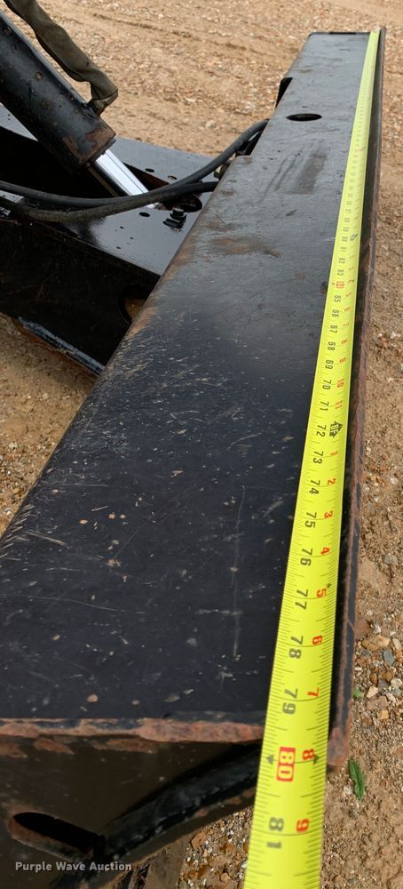 image for item LI9233 2006 Ditch Witch RT95  trencher