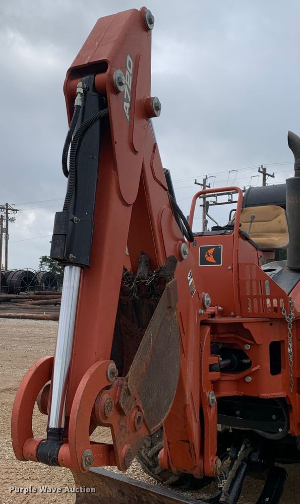 image for item LI9233 2006 Ditch Witch RT95  trencher