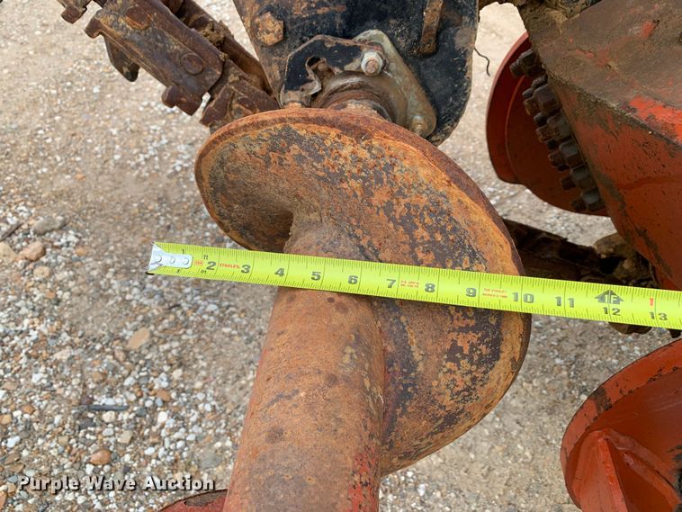 image for item LI9233 2006 Ditch Witch RT95  trencher