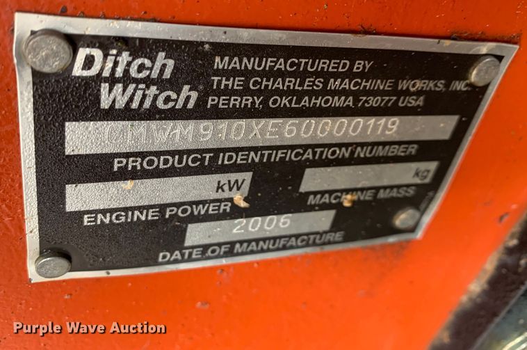 image for item LI9233 2006 Ditch Witch RT95  trencher
