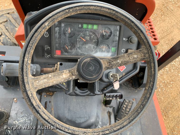 image for item LI9233 2006 Ditch Witch RT95  trencher