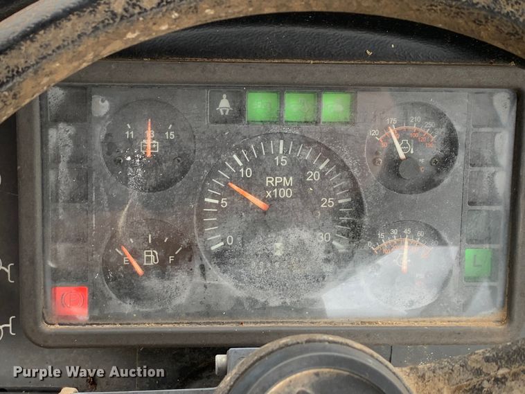 image for item LI9233 2006 Ditch Witch RT95  trencher