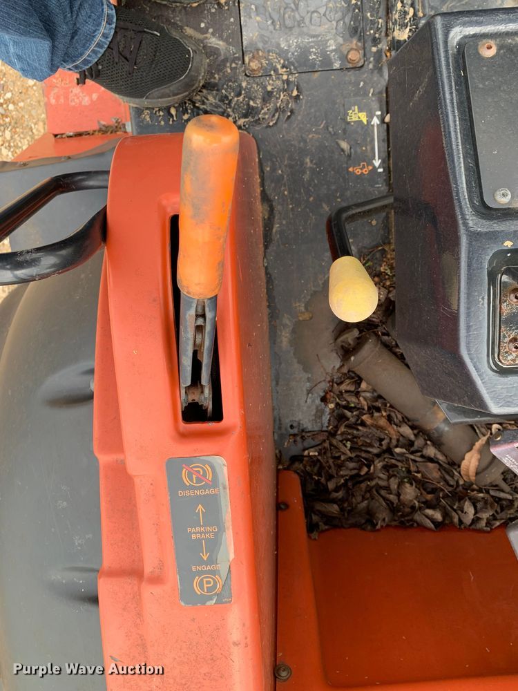 image for item LI9233 2006 Ditch Witch RT95  trencher