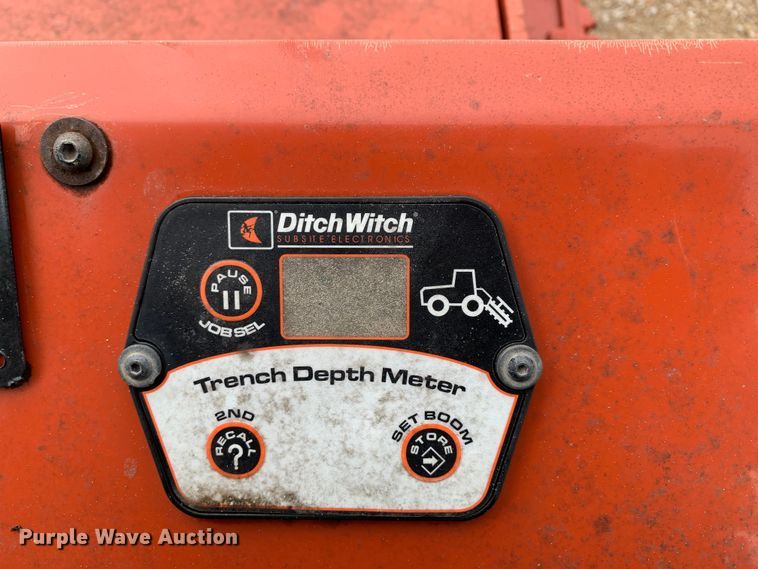 image for item LI9233 2006 Ditch Witch RT95  trencher