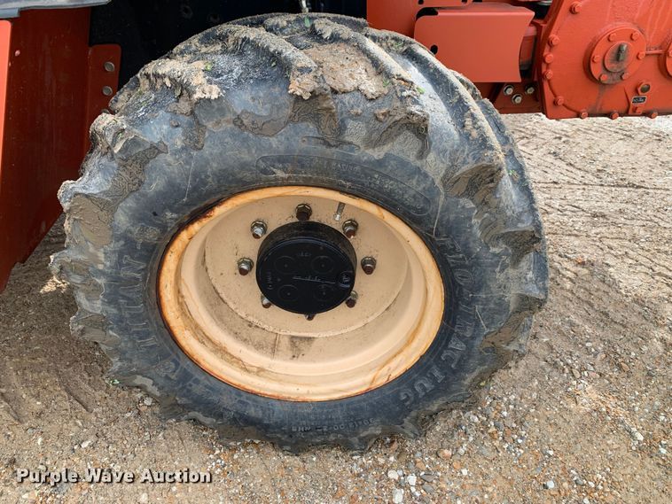 image for item LI9233 2006 Ditch Witch RT95  trencher