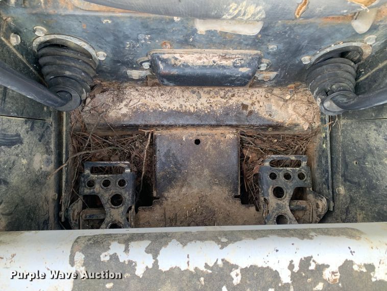 image for item LI9238 2008 Bobcat T870  tracked skid steer loader