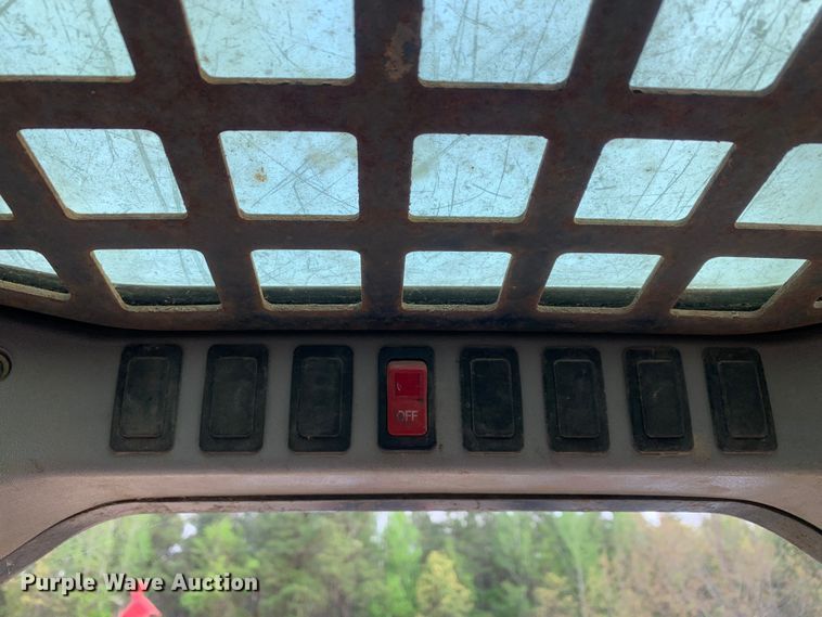 image for item LI9238 2008 Bobcat T870  tracked skid steer loader