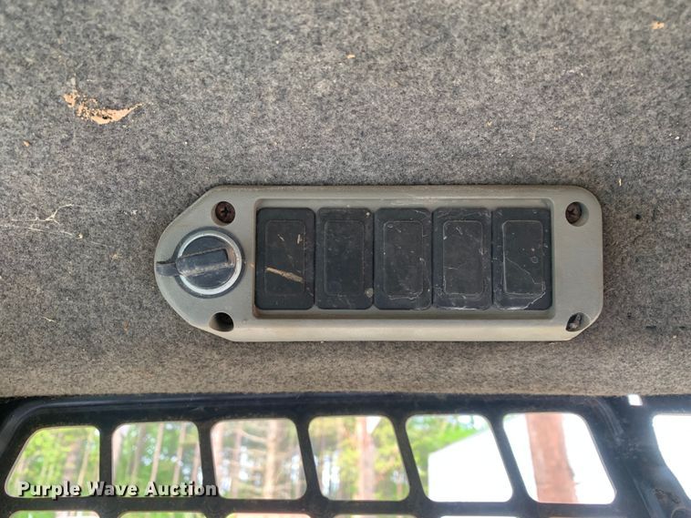 image for item LI9238 2008 Bobcat T870  tracked skid steer loader