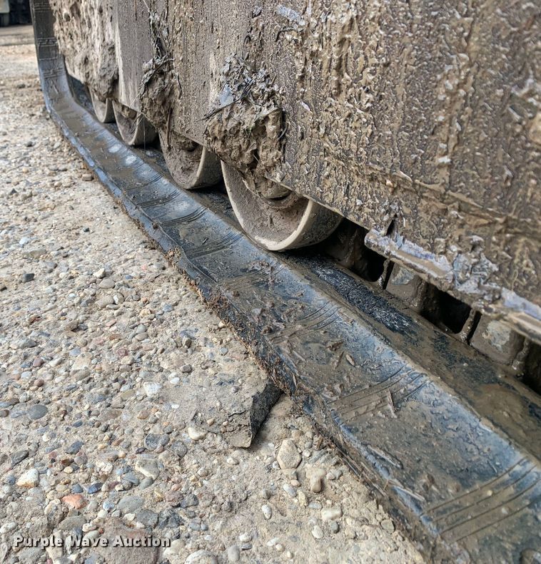 image for item LI9238 2008 Bobcat T870  tracked skid steer loader