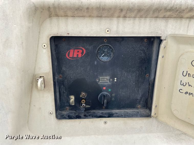 image for item LJ9566 2007 Ingersoll Rand P185WJD  air compressor