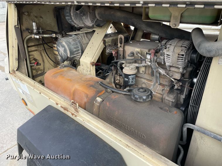 image for item LJ9566 2007 Ingersoll Rand P185WJD  air compressor