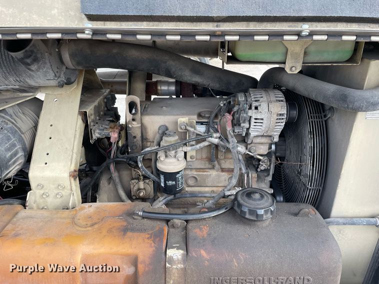 image for item LJ9566 2007 Ingersoll Rand P185WJD  air compressor