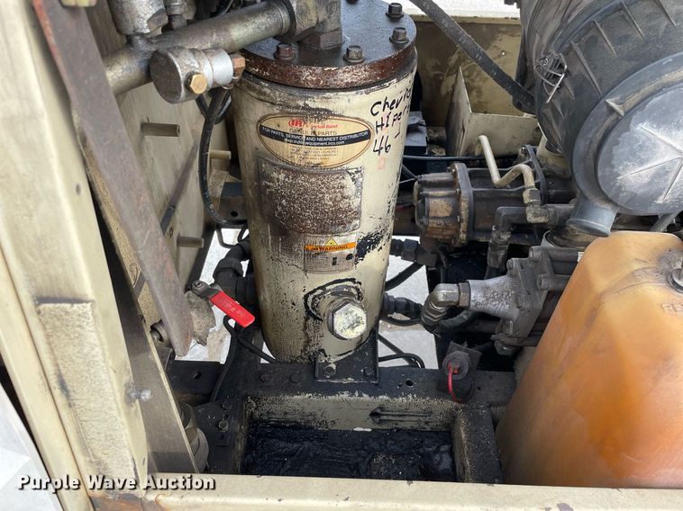 image for item LJ9566 2007 Ingersoll Rand P185WJD  air compressor