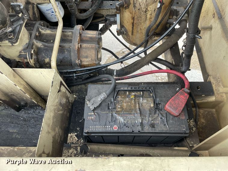 image for item LJ9566 2007 Ingersoll Rand P185WJD  air compressor