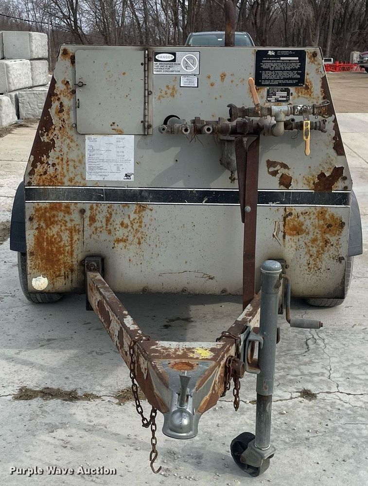 image for item LJ9567 1995 Leroi Q185DJ-E  air compressor