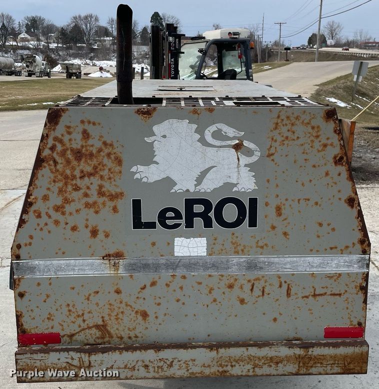 image for item LJ9567 1995 Leroi Q185DJ-E  air compressor